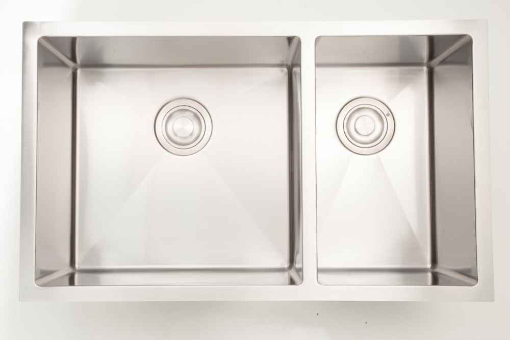 33 x 18 in Stainless Steel Rectangle 18 Gauge Double Bowl Undermount Kitchen Sink, CSA Certified