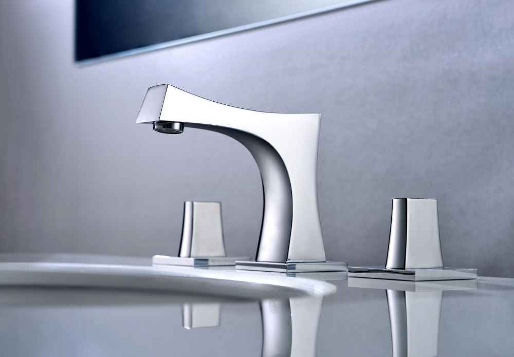 18.25-in. W CSA Oval Bathroom Undermount Sink Set In White - Chrome Hardware