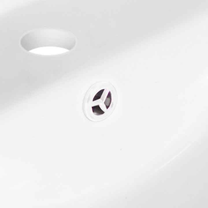 59-in. W 1 Hole Ceramic Top Set In White Color
