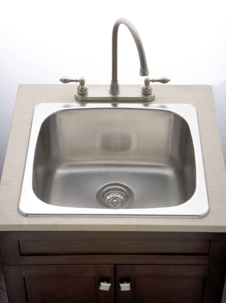 20-in. W CSA Approved Stainless Steel Kitchen Sink With 1 Bowl And 18 Gauge