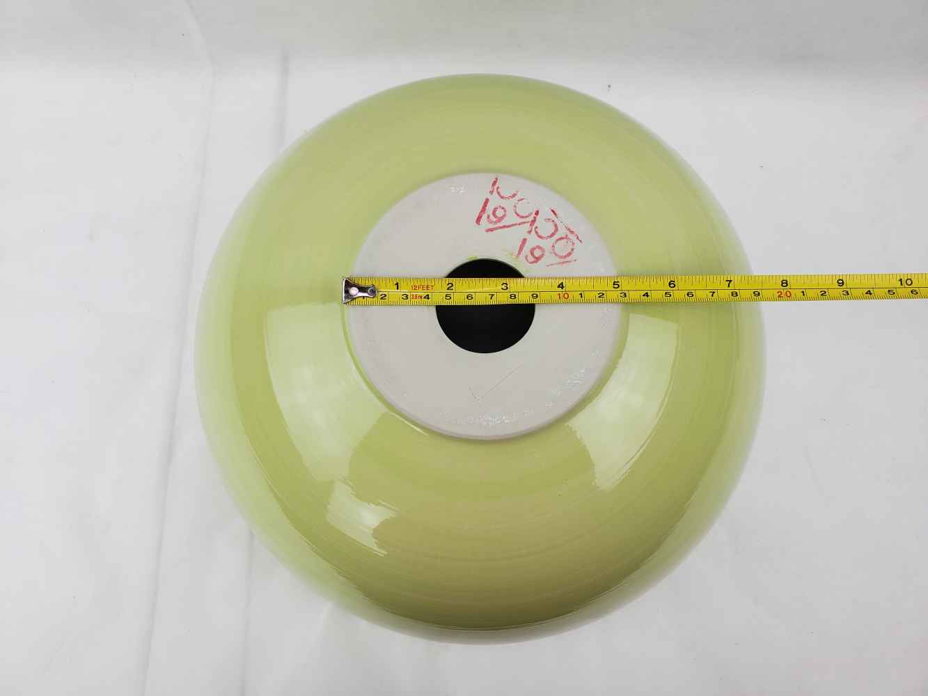 14.09-in. x 14.09-in. Round Bathroom Vessel Sink Olive Swirl Enamel Glaze