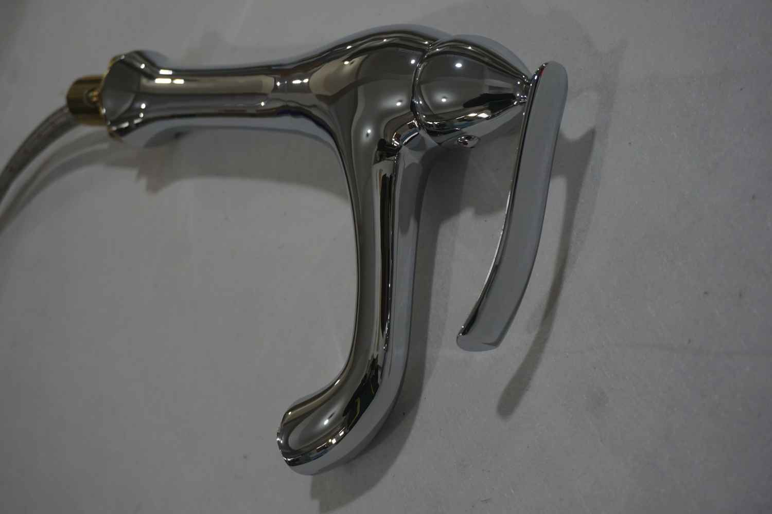 Deck Mount CUPC Chrome Bathroom Sink Faucet Chrome Lead Free Brass