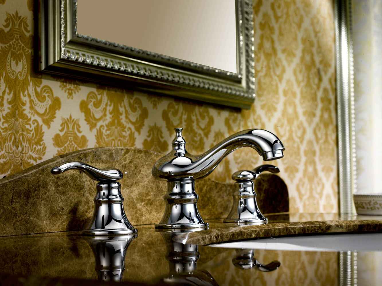 21.5-in. W 3H8-in. Ceramic Top Set In White Color - Overflow Drain Incl.