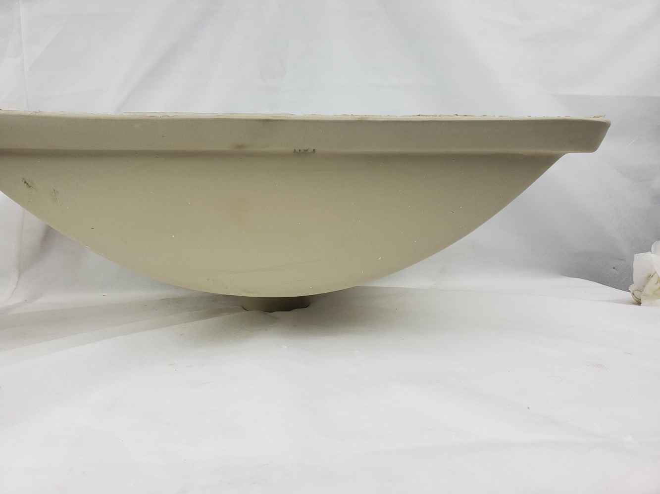 18-in. W CUPC Rectangle Bathroom Undermount Sink Set In White - Oil Rubbed Bronze Hardware - Overflow Drain Incl.
