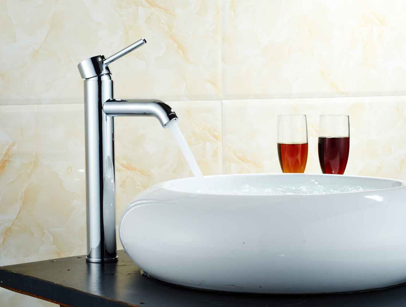 31-in. x 15.4-in. Oval Bathroom Vessel Sink Set White Enamel Glaze