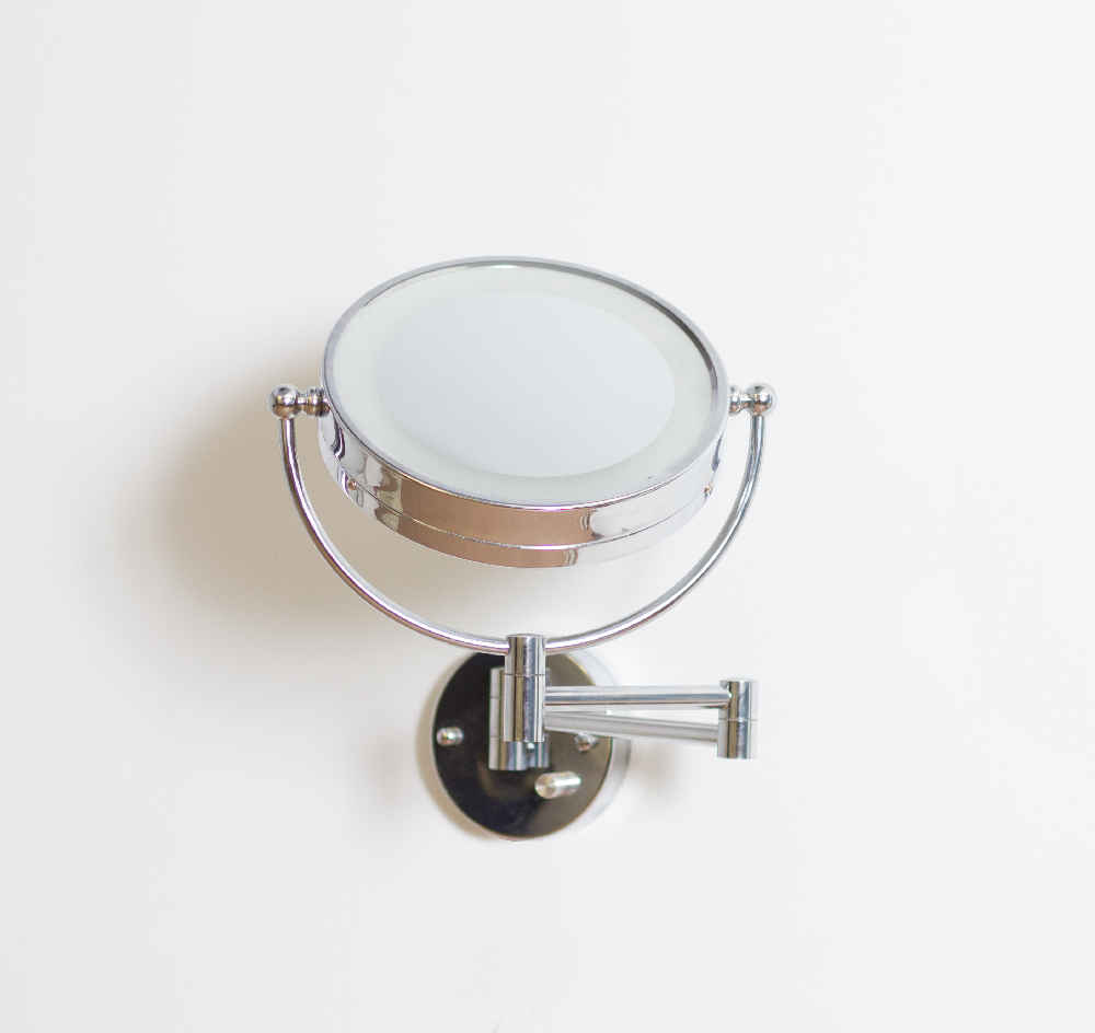20.83-in. x 14.57-in. Stainless Steel Wall Mount Magnifying Mirror In Chrome